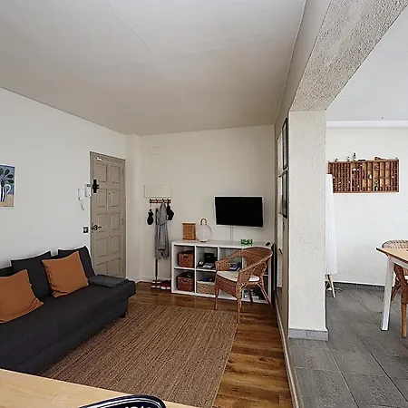 Apartamento Nis Lloret de Mar